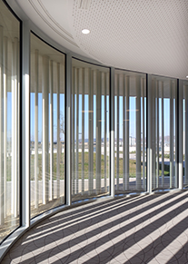 Collège Lézignan-Corbières (11) réalisé avec des solutions façades et menuiseries en aluminium WICONA
