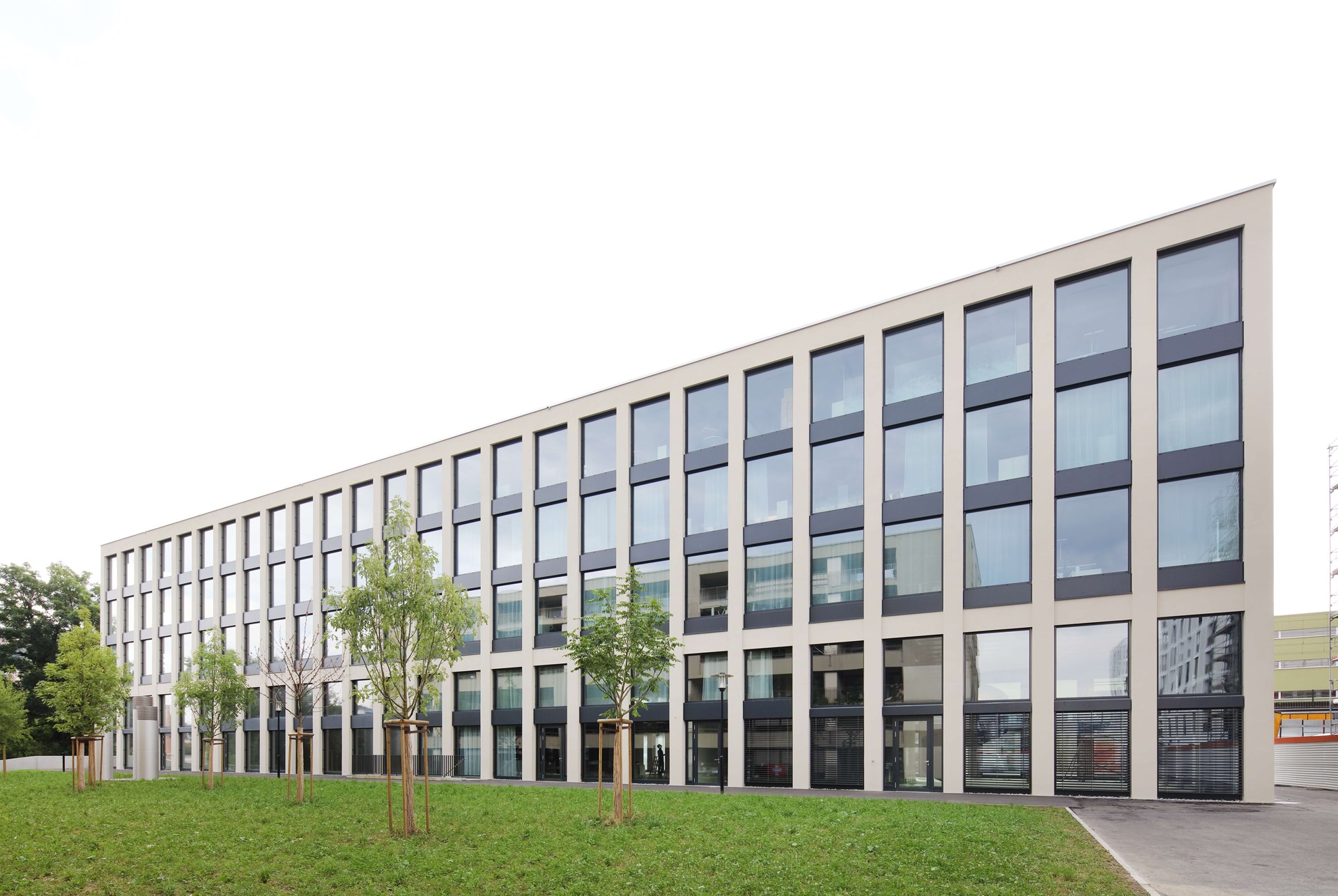 Geschäftshaus "Im Fluss"