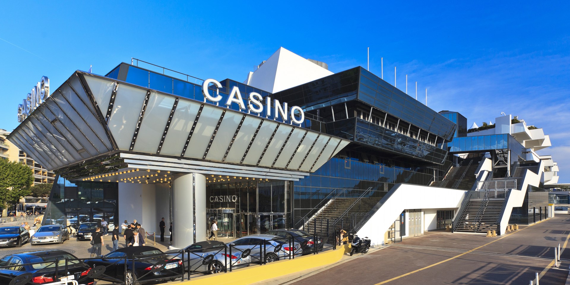 Palais 048 allégé.jpg