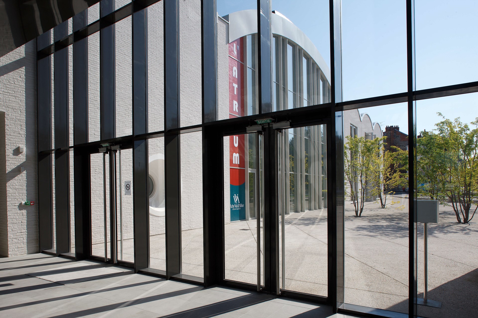 p3-p5 - Atrium-Vichy-027.JPG