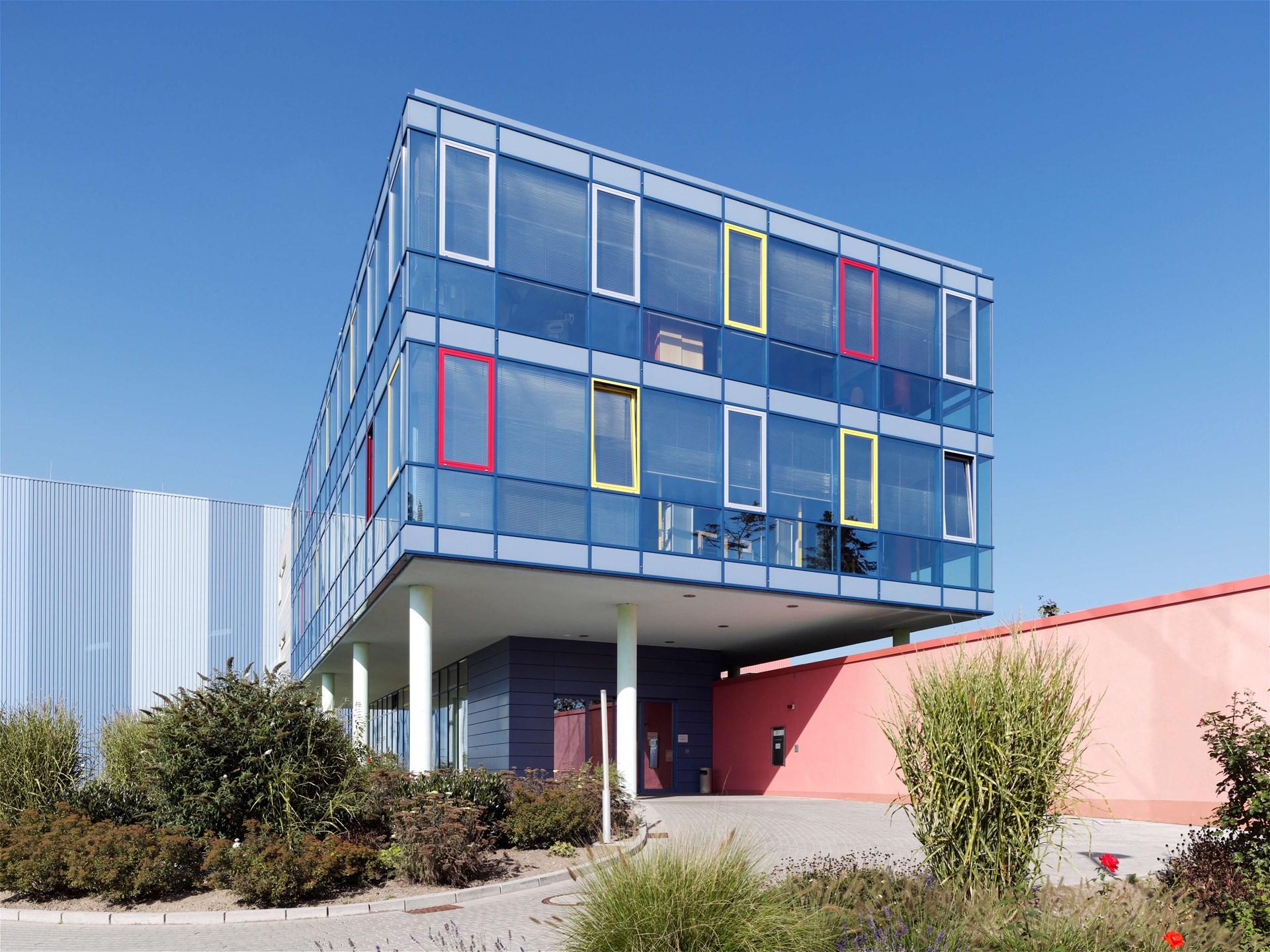 dm-Verteilerzentrum Waghäusel