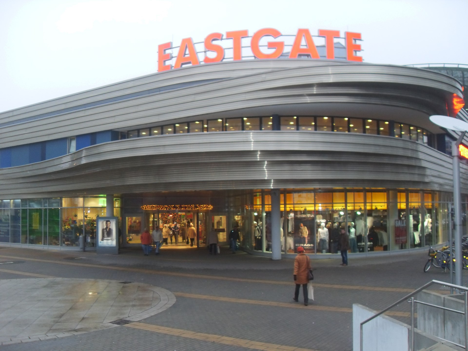 Eastgate-Eingang-Polygonal.jpg