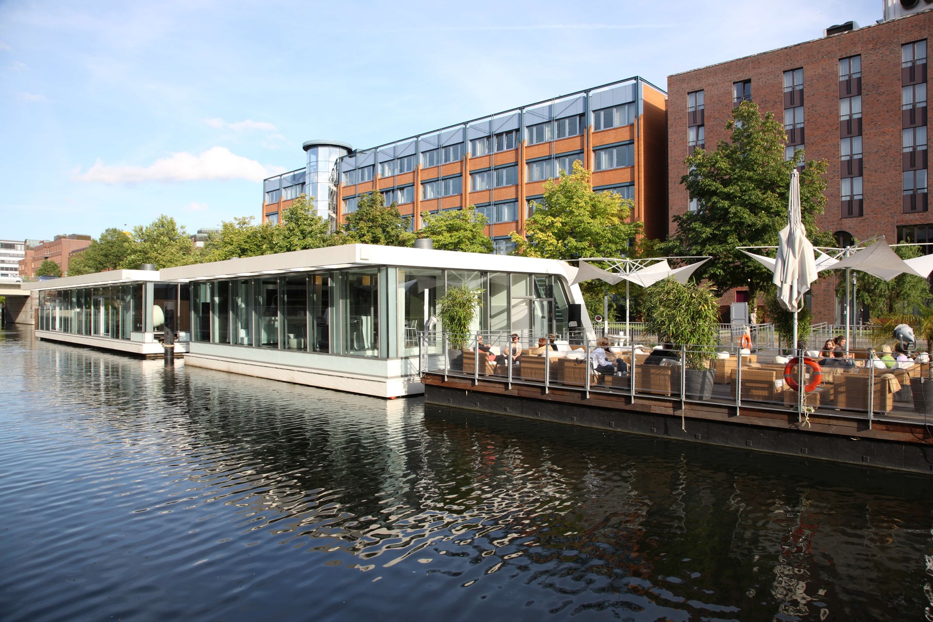 FLOATING MERCURE_1J7X8460.JPG