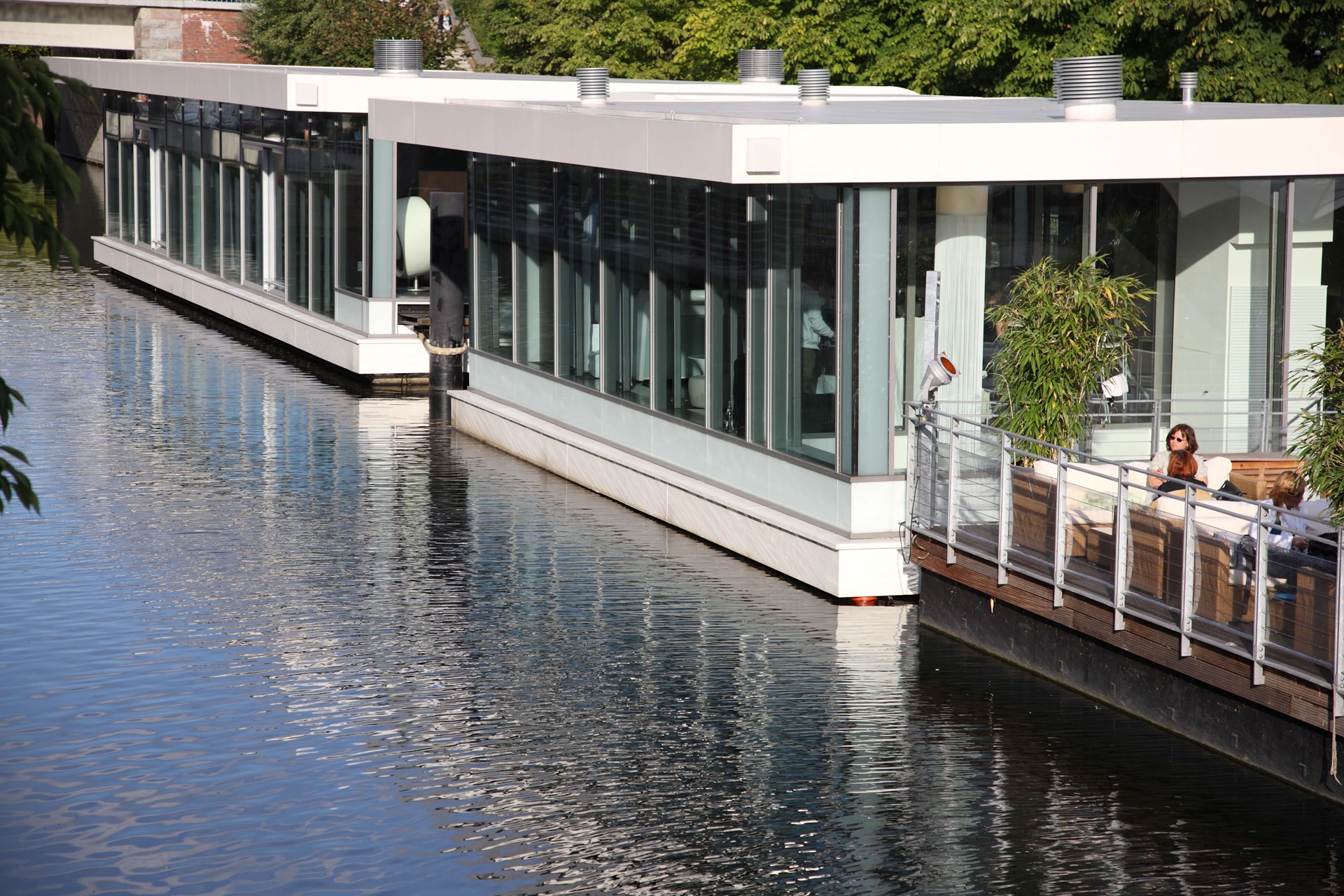 FLOATING MERCURE_1J7X8489.JPG