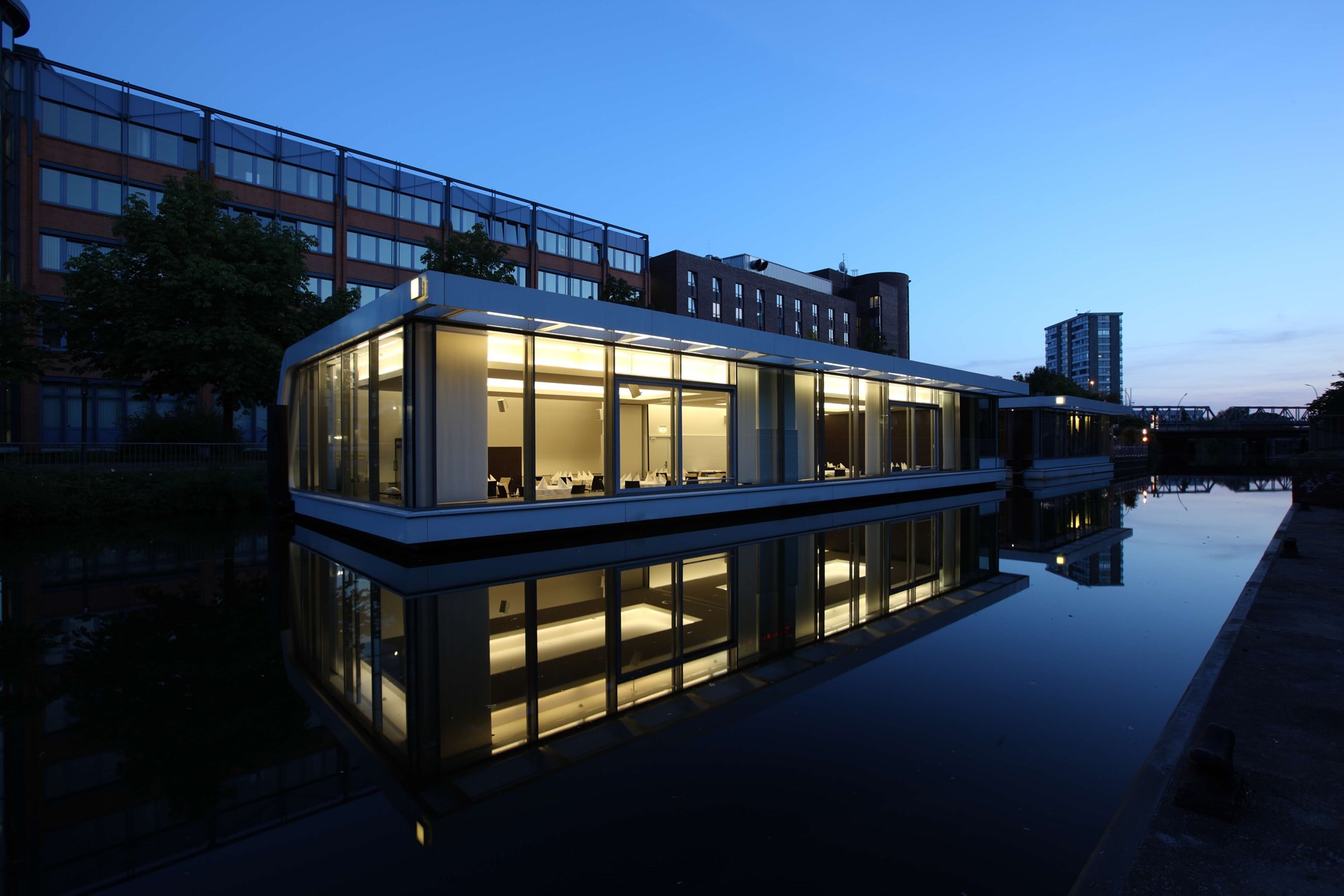 FLOATING MERCURE_1J7X8617.JPG