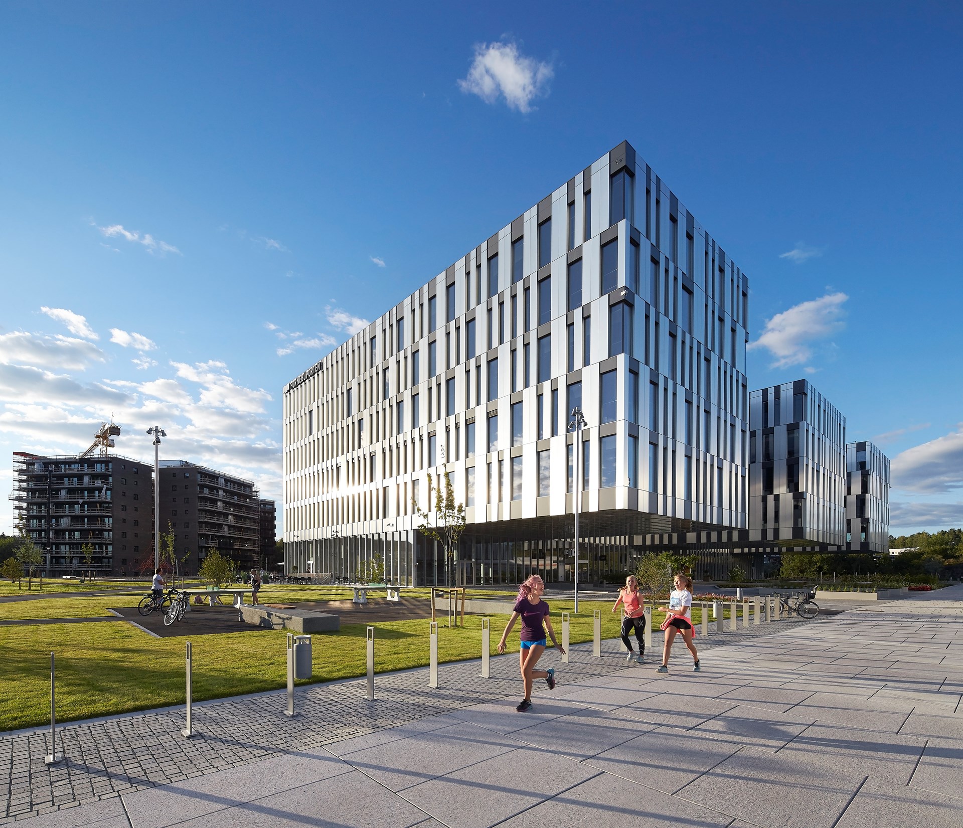 Photos_Fornebuporten, Fornebu, Norway_03.jpg