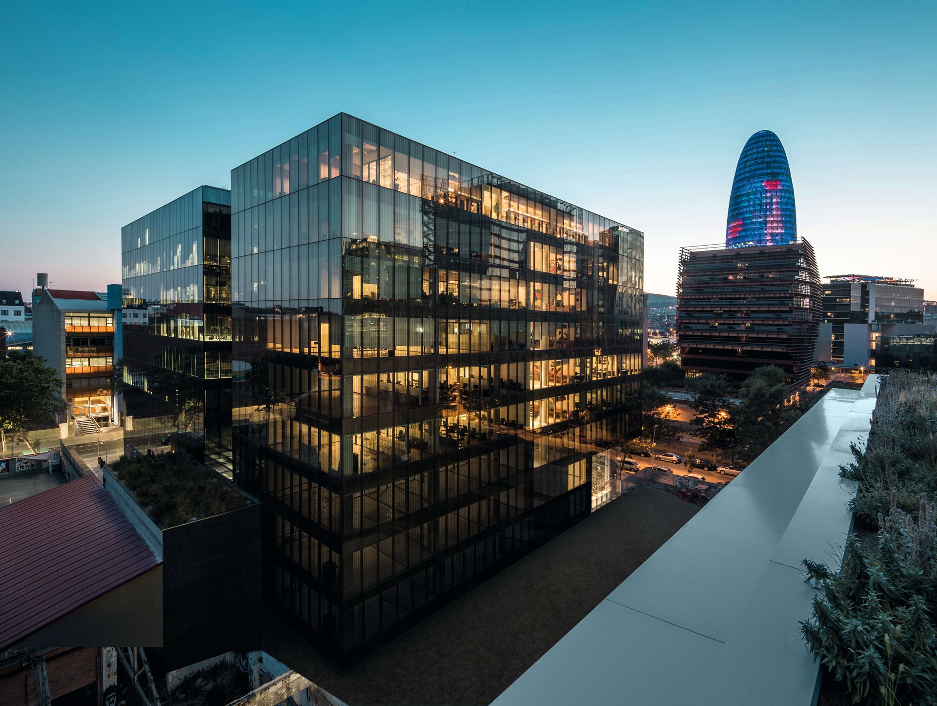 Photos_LUXA building_ES_08.jpg