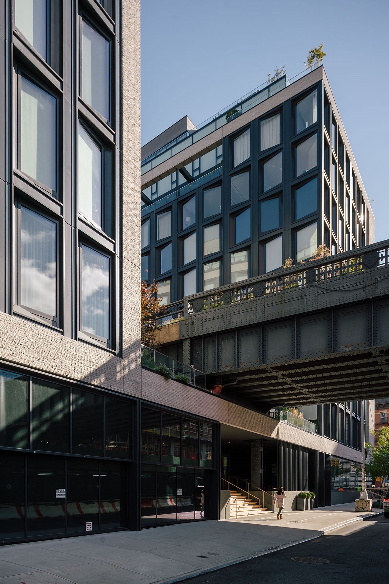 181025 505 W 19st NY 011.jpg