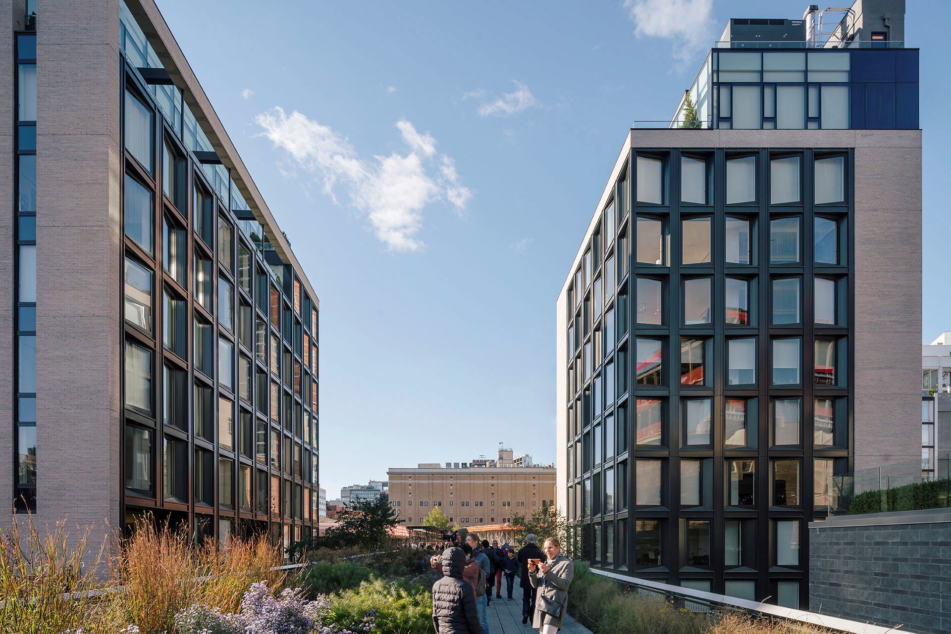 181025 505 W 19st NY 013.jpg