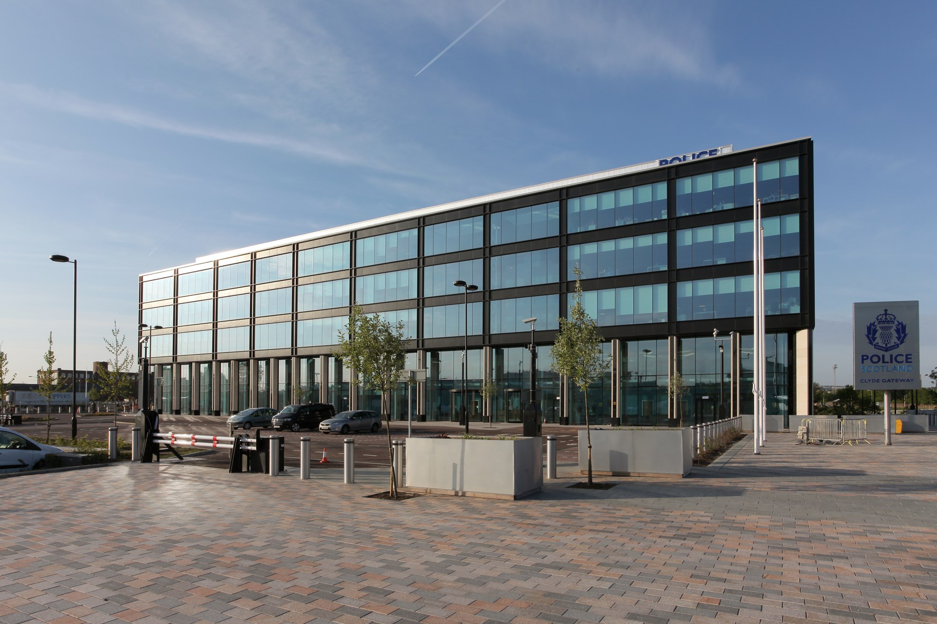 Wicona Riverside East  17.jpg