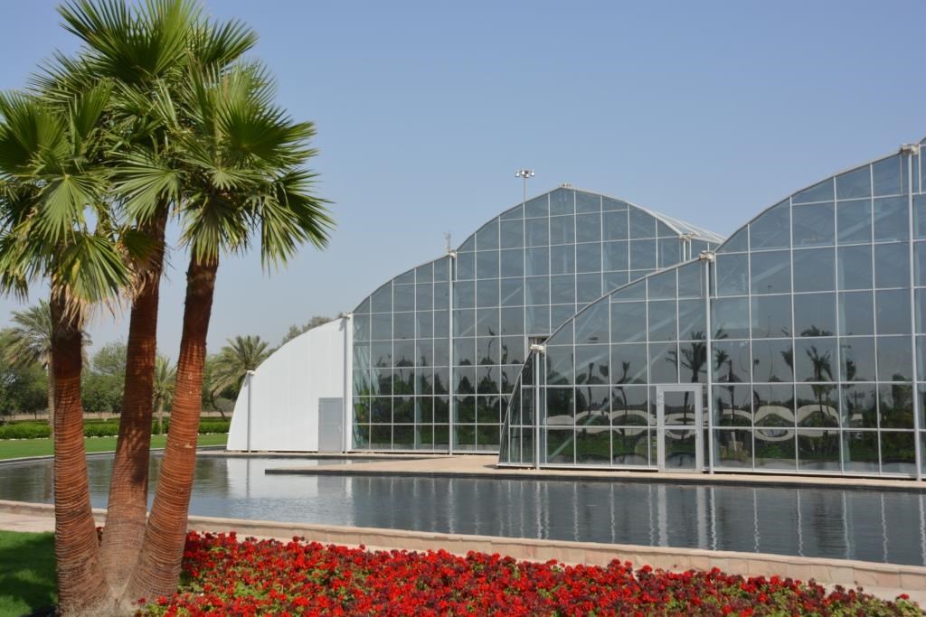 Bayan-Palace-Amiri-Botanical-Garden_7.jpg
