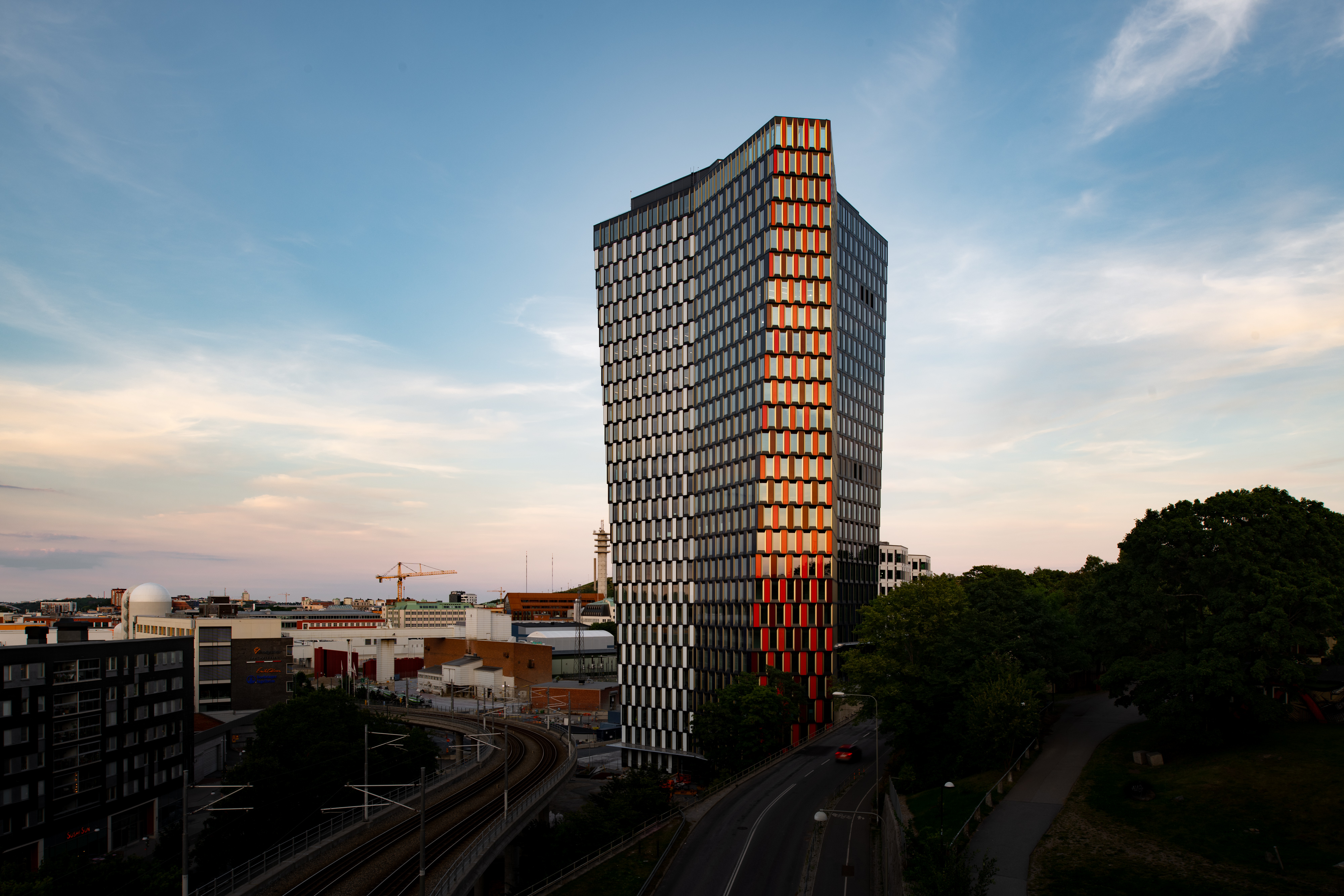 Sthlm 01 - Nowy punkt orientacyjny w Sztokholmie, który uzyskał unikatowy certyfikat zielonego budynku