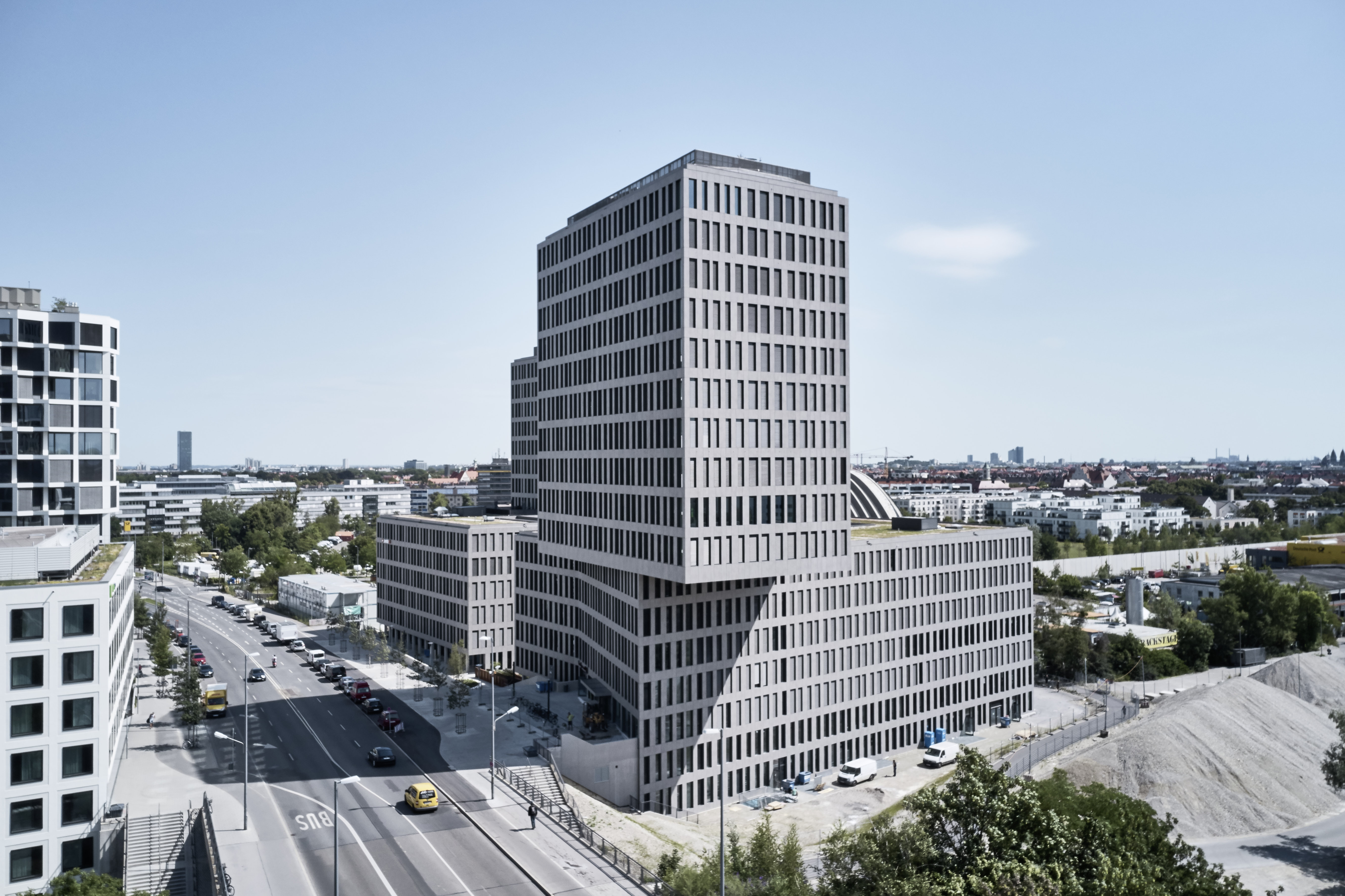 Le Kap West à Munich opte pour la solution de façade unitisée de WICONA